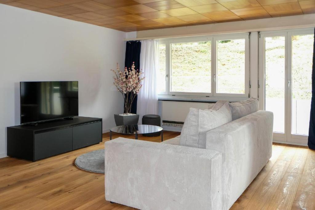 Ferienwohnung Mariposa Spiez Exterior foto