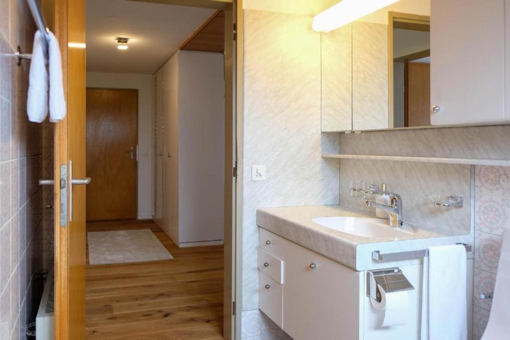 Ferienwohnung Mariposa Spiez Exterior foto